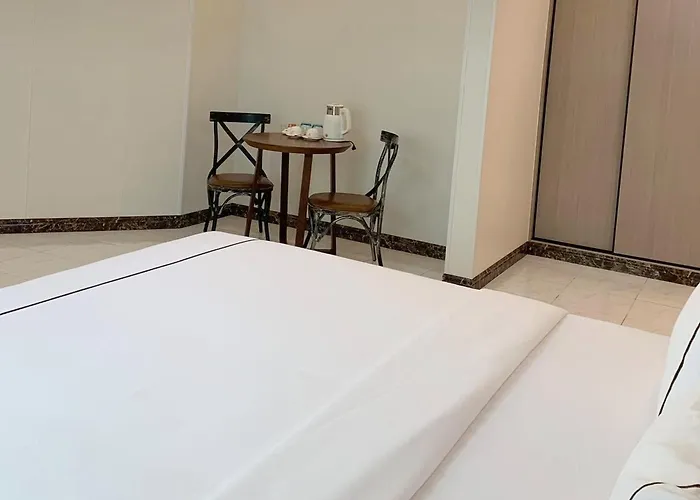 Aku
